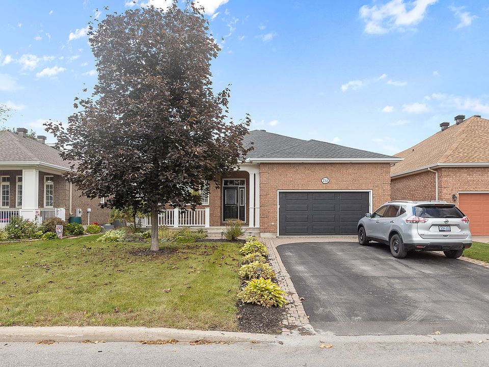 1st image of 731 Rolling River Cres #1