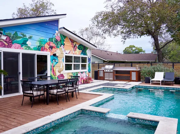 2004 Wooten Dr, Austin, TX 78757