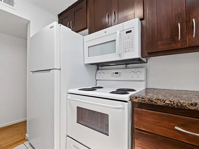 3271 Sul Ross St #20 — Photo 17