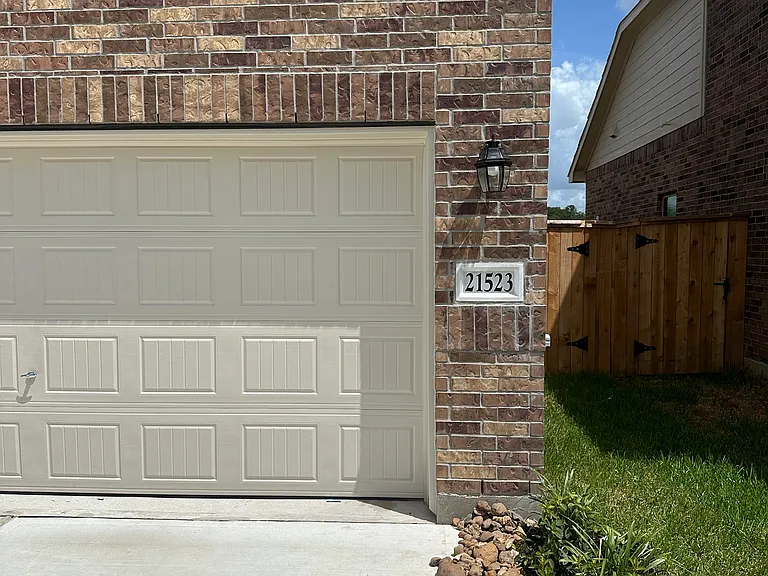 21523 Casavatore Dr — Photo 3