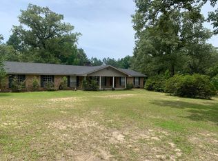 22 Robbins Ln, Columbia, MS 39429