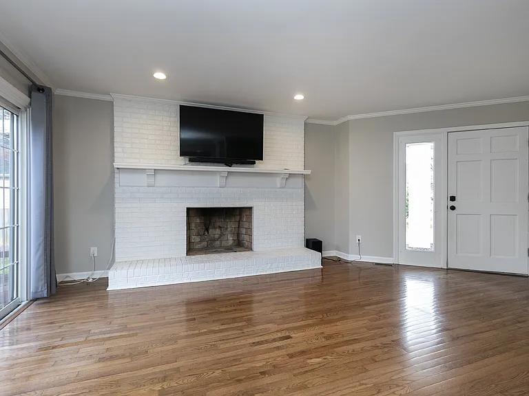 106 Allison Way #A — Photo 6