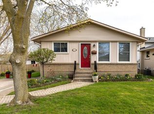 39 Cedardale Ave, Saint Catharines, ON L2P 1B4