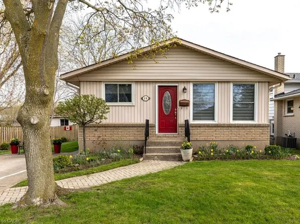 39 Cedardale Ave, Saint Catharines, ON L2P 1B4