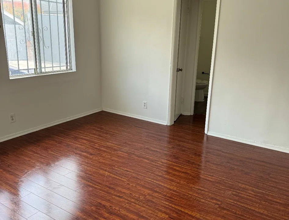 720 Crenshaw Blvd #6