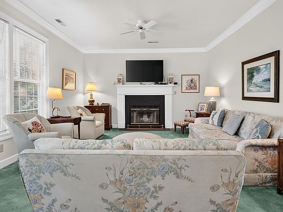 4th image of 737 Bonnyneck Dr. #26