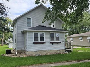 207 E Sycamore St, Dunkerton, IA 50626