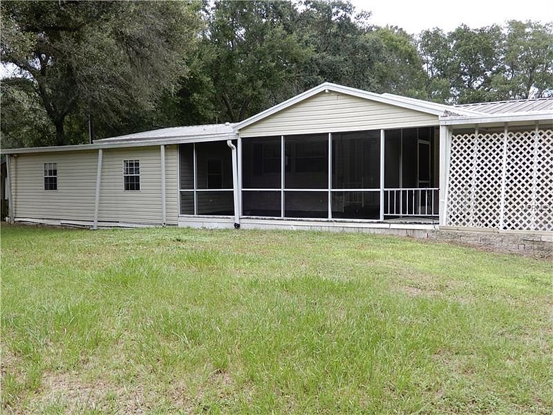 1st image of 8723 N Meadowview Cir