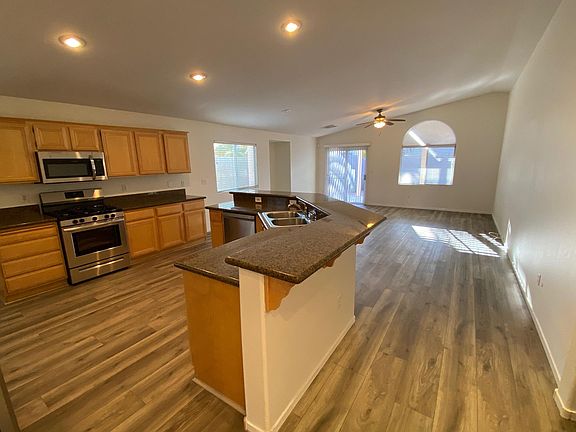 3rd image of 1545 Silver Sunset Dr