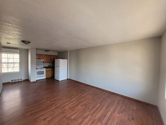 5th image of 1506 N Waco Ave #1514