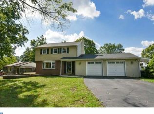 1293 Lynn Dr, Pottstown, PA 19464