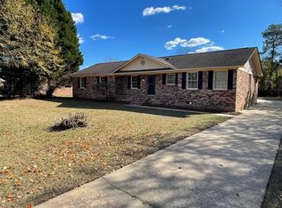 5040 Queen Chapel Rd, Dalzell, SC 29040