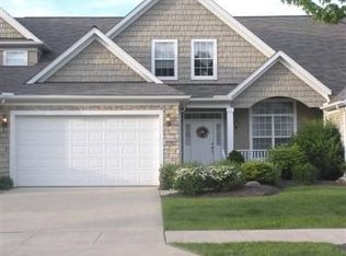 29310 Hummingbird Cir #106, Westlake, OH 44145