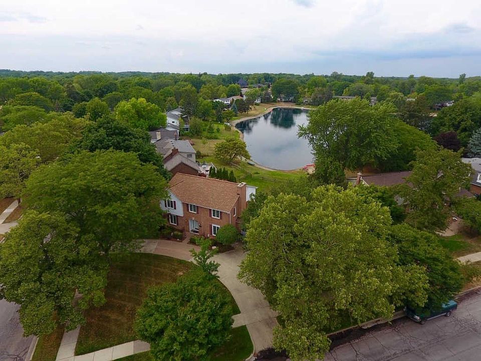 1st image of 2195 Greenview Dr
