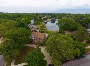 2195 Greenview Dr, Ann Arbor, MI 48103