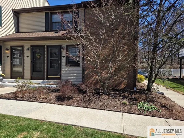 40 Prospect St #2001, Metuchen, NJ 08840