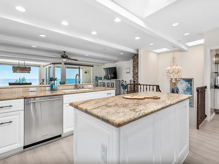 11844 Beach Club Way — Photo 9
