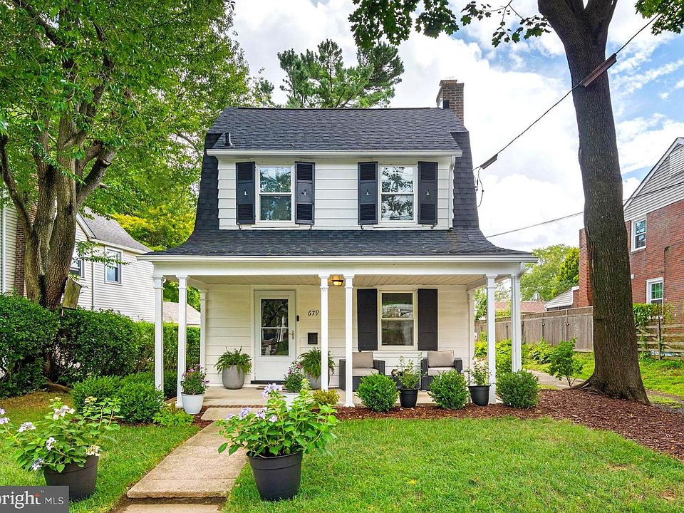 1st image of 679 Cricket Ave