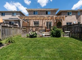 116 Clearmeadow Blvd, Newmarket, ON L3X 2M5