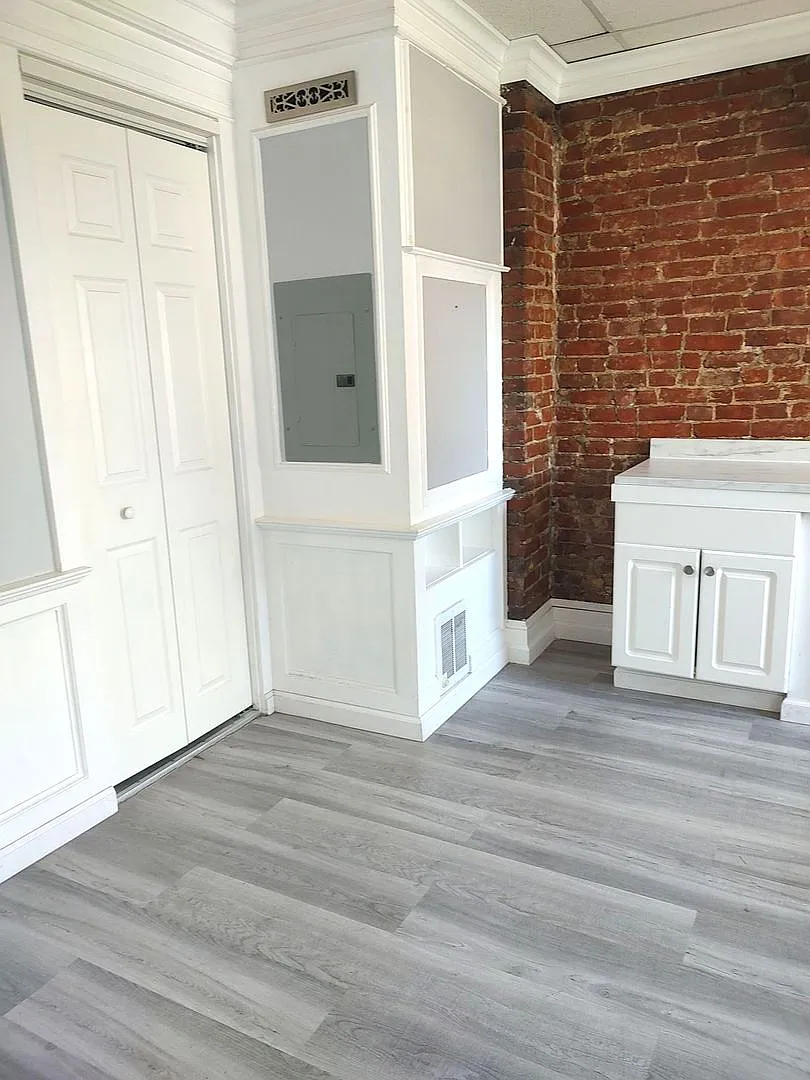 13th St S 1003 — Photo 2