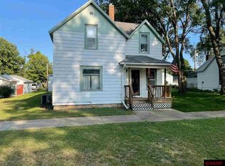 510 Webster St N, Kasota, MN 56050