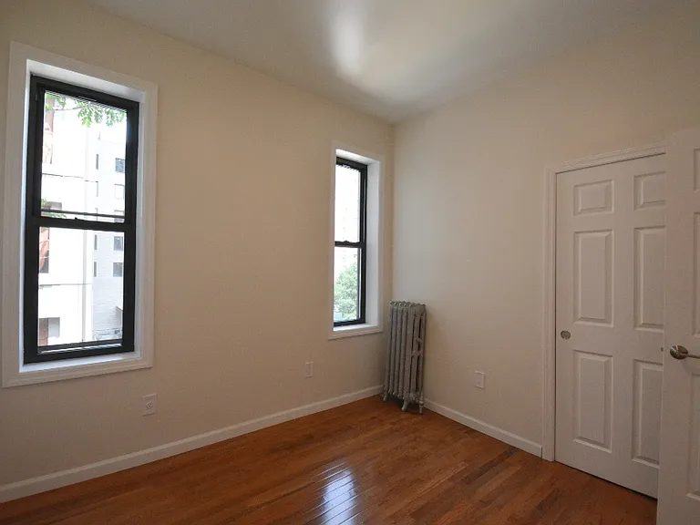 530 W 123rd St #9 — Photo 4