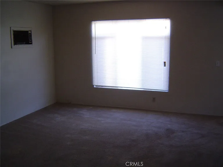 5054 Hill Pl — Photo 2