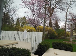 2815 Wareing Pl, Lake Orion, MI 48360