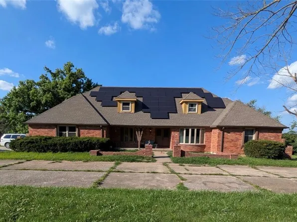 5423 Phelps Rd, Kansas City, MO 64136