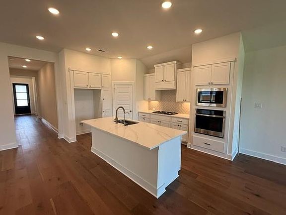 2nd image of 5178 Enchanted Pine Ct