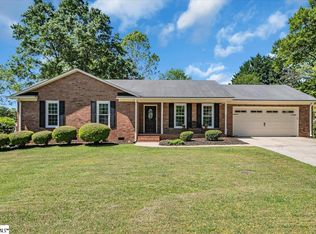 605 Hedgewood Ter, Greer, SC 29650