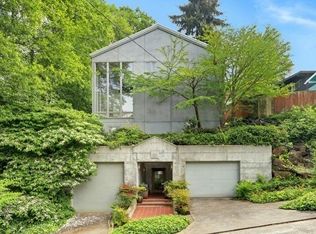 2317 W Ruffner St, Seattle, WA 98199