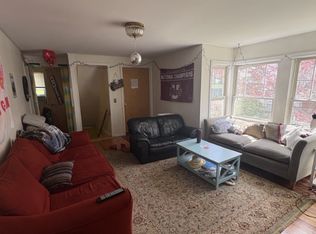 43 S Prospect St #1, Amherst, MA 01002