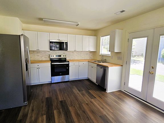 5th image of 4414 McClelland Dr