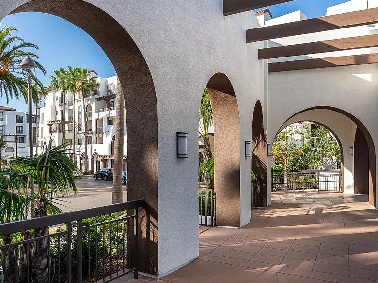 The Promenade Rio Vista Apartments — Photo 75