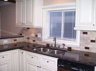 404 N River Rd, Fox River Grove, IL 60021