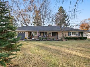 6736 Lakeshore Rd, Lexington, MI 48450