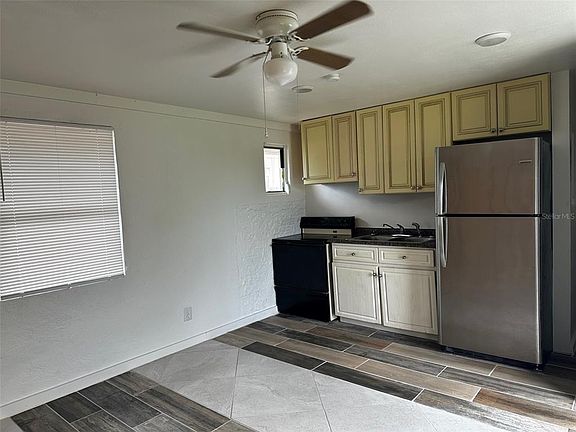 5th image of 5310 S Ridgewood Ave