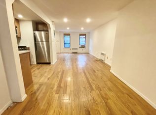 211 22nd St APT 1, Brooklyn, NY 11232