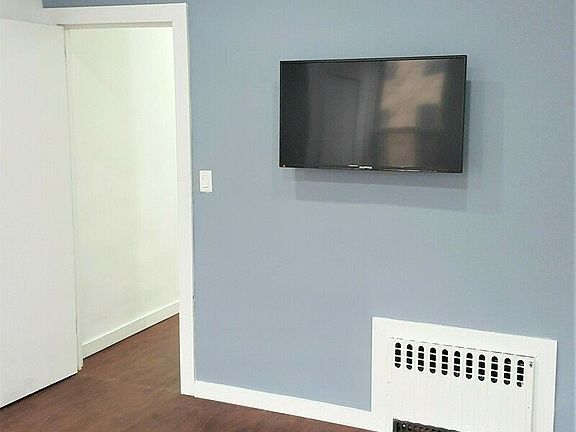 5th image of 1341 Hancock St #2C