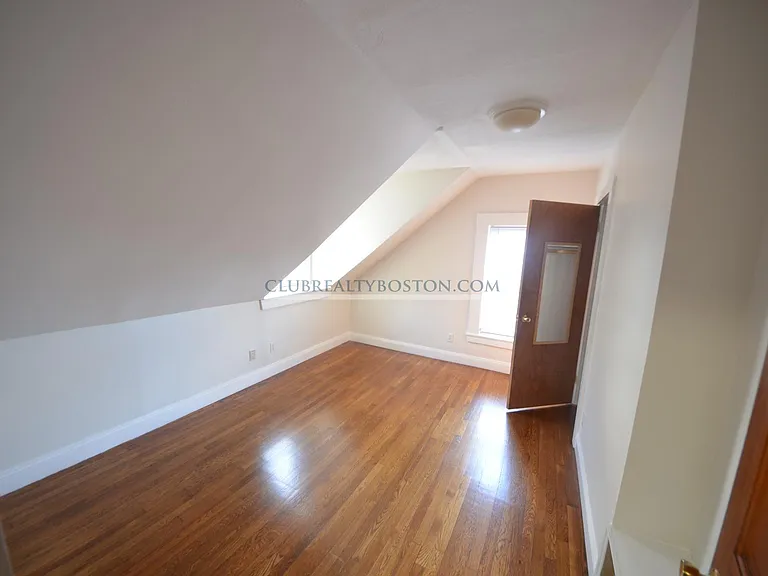 23 Cushing St #2 — Photo 19
