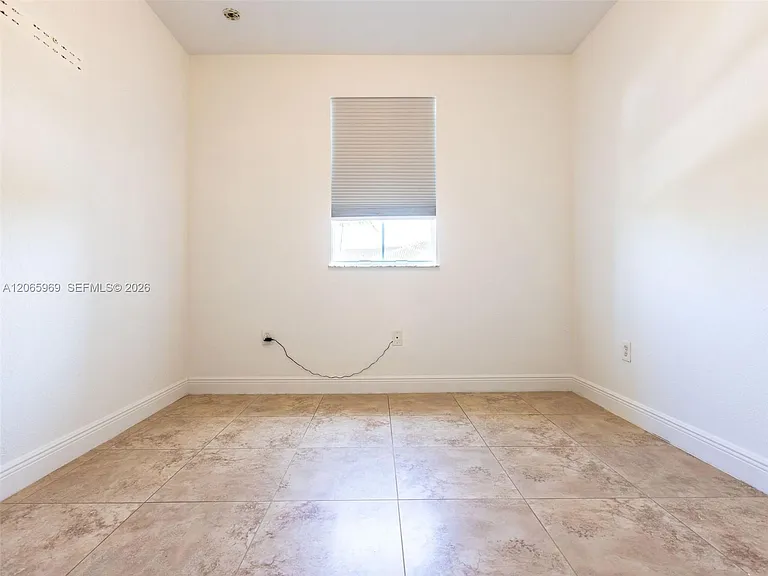 11406 NW 76th Ter #11406 — Photo 28