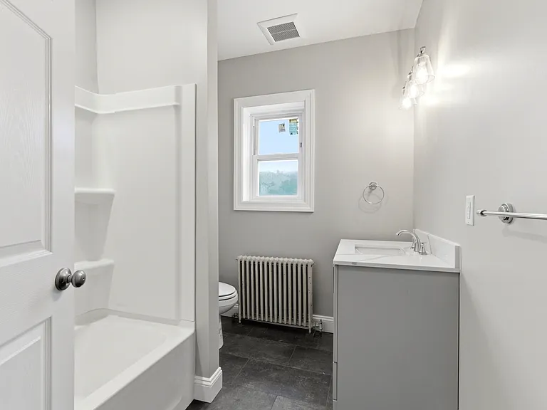 9 Main St #1A — Photo 12