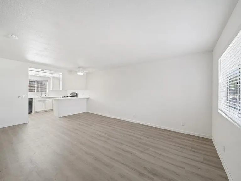 28611 Calle Del Lago #C — Photo 7