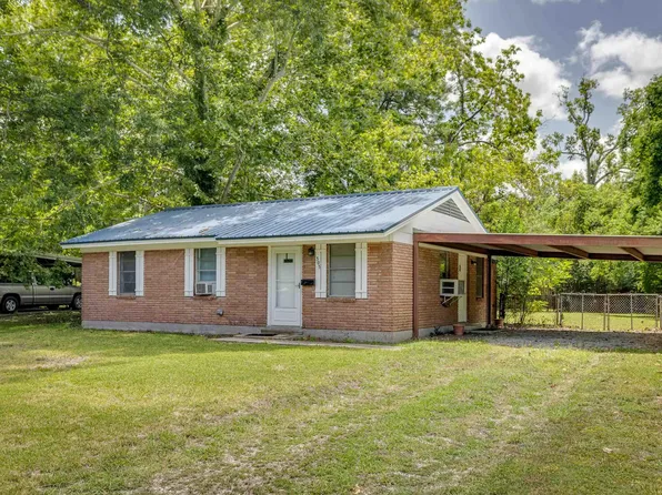 305 McClure St, Tallulah, LA 71282