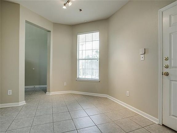 5th image of 4503 Woodsboro Ln