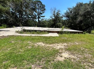 18 Pocahontas Ln, Carriere, MS 39426