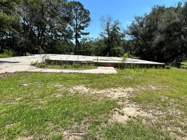 18 Pocahontas Ln, Carriere, MS 39426