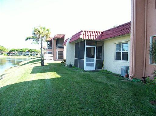3rd image of 179 Lake Carol Dr