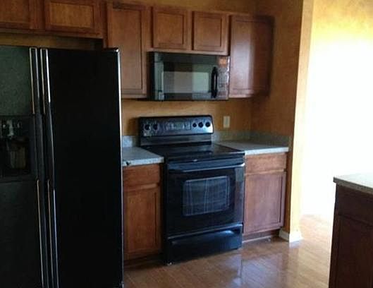 2nd image of 26742 Kirkway Cir